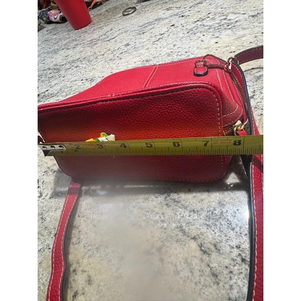 Liz Claiborne Red Crossbody Small Shoulder Bag Purse‎